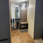 Avelov Art Apartment *