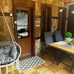 Avelov Art Apartment *