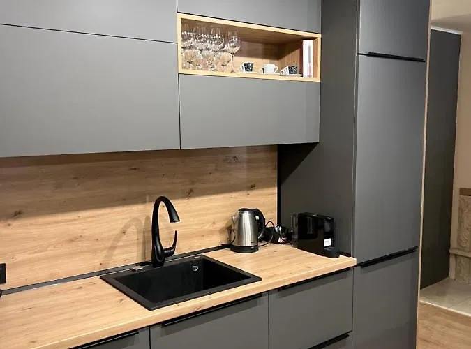 Appartamento Avelov Art *