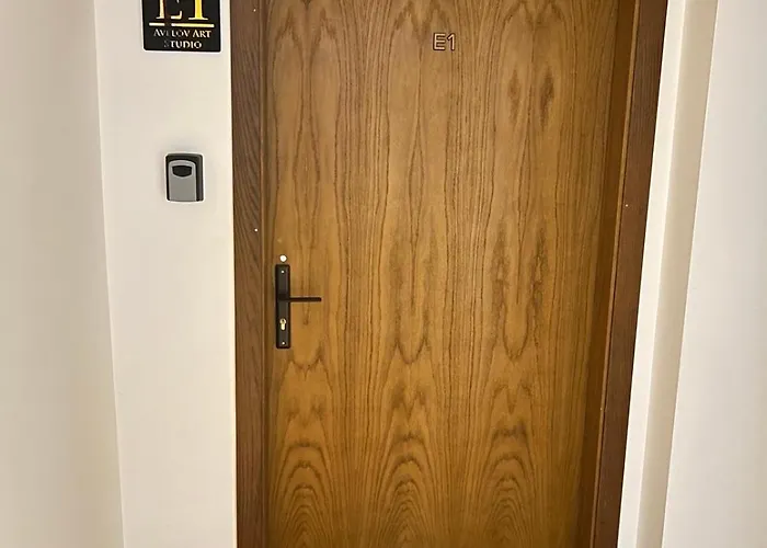 Appartamento Avelov Art *